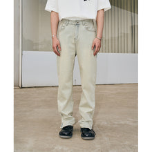 Load image into Gallery viewer, Zipper Washed Straight Denim
