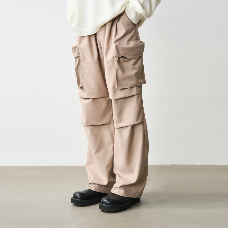 Multi pocket Pleated Trousers