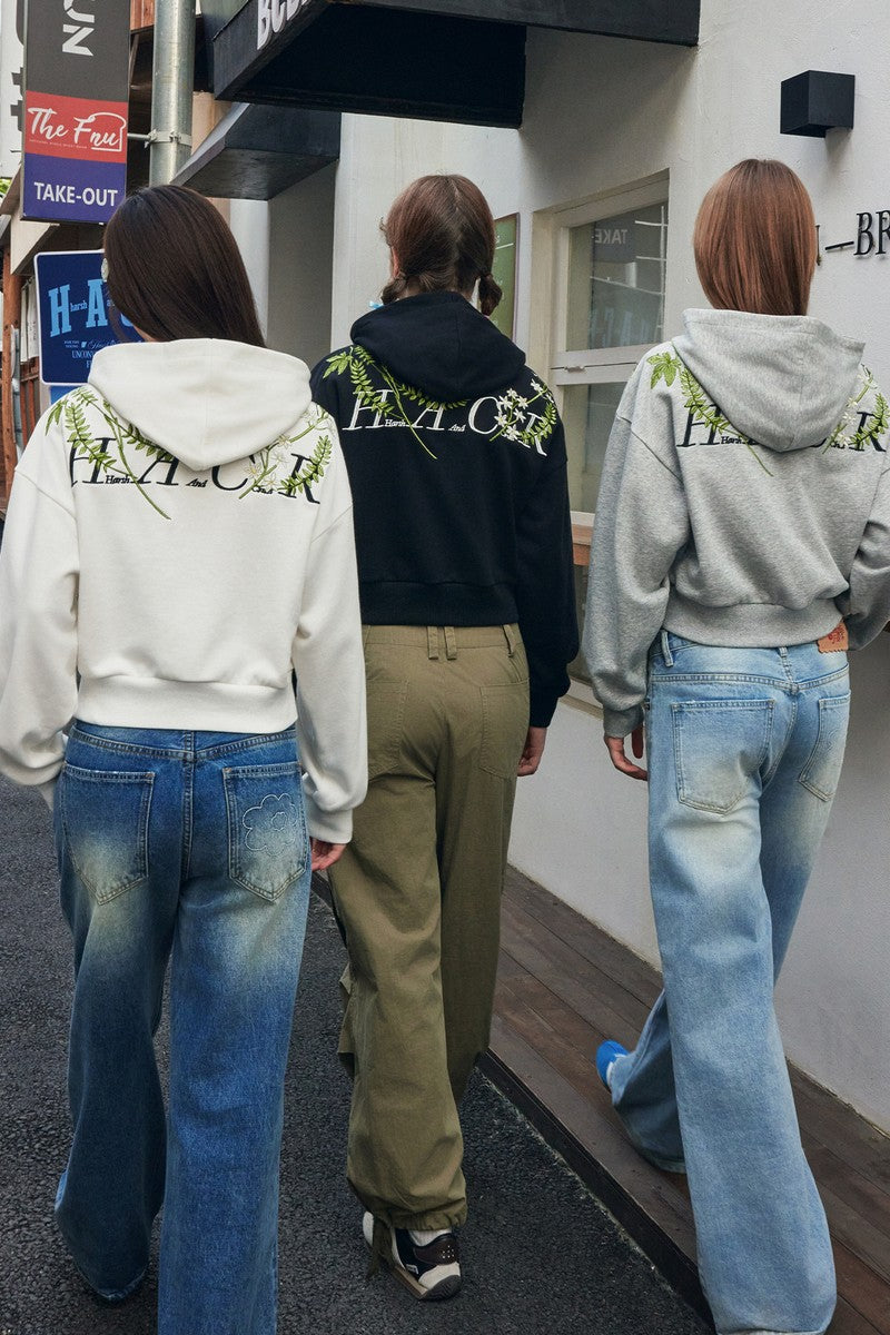 Green Wreath Cropped Hoodie