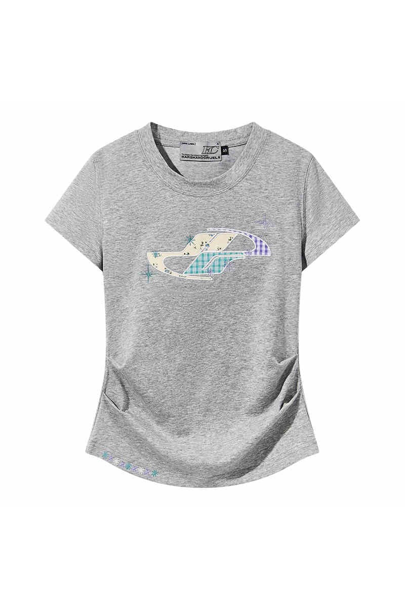 Floral Patch Pleated Slim Tee