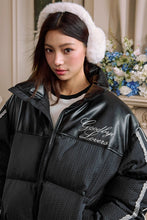 Load image into Gallery viewer, Retro PU Lace Panel Short Puffer
