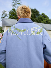 Load image into Gallery viewer, Retro Floral Embroidered Canvas Jacket
