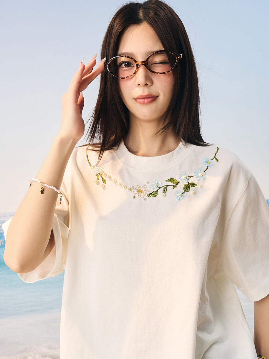 Floral Collar Pearl Embroidered Tee