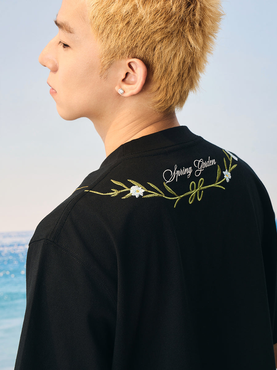 Floral Collar Pearl Embroidered Tee