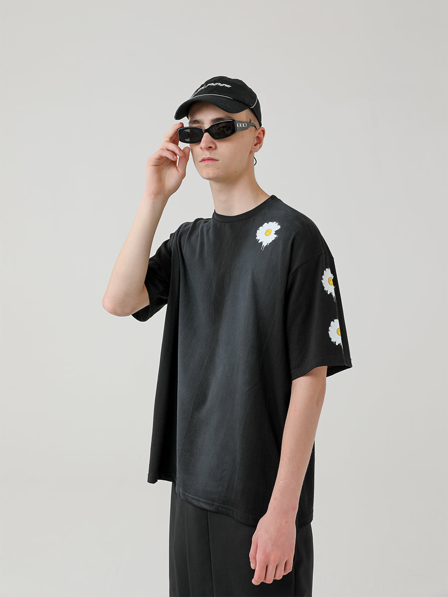 Direct Spray Daisy Tee