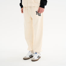 Load image into Gallery viewer, Gothic Logo Basic Sweatpants
