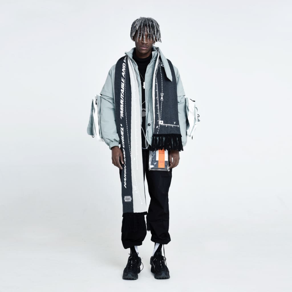 Logo Scarf